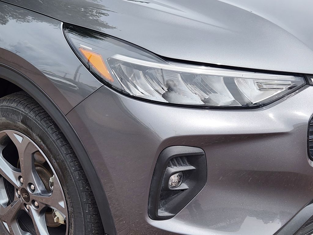 2025 Ford Escape ST-Line Select - Photo 28