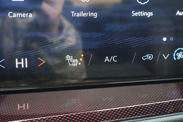 Thumbnail: 2026 Chevrolet Traverse - 29