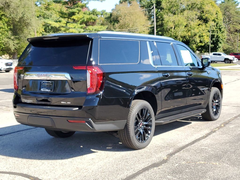 2024 GMC Yukon XL SLE 7