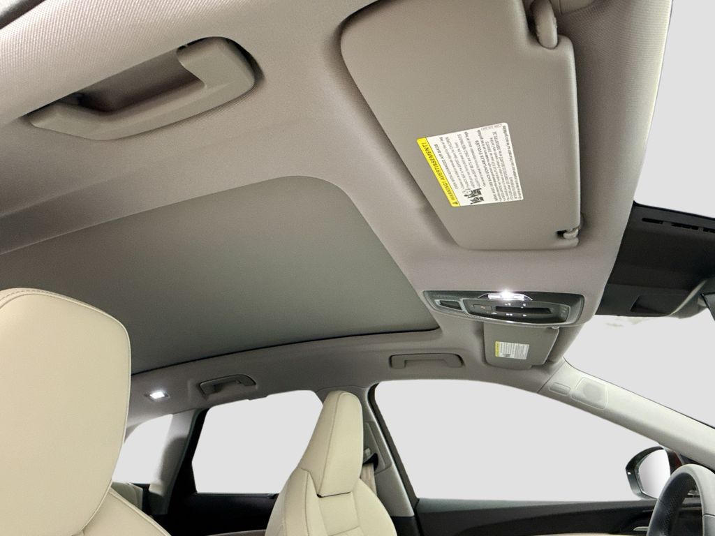 Thumbnail: 2025 Audi Q5 - 17