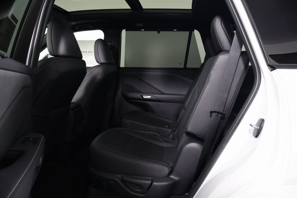 Thumbnail: 2026 Lexus TX - 6