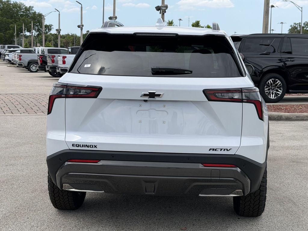 new 2026 Chevrolet Equinox car, priced at $32,695