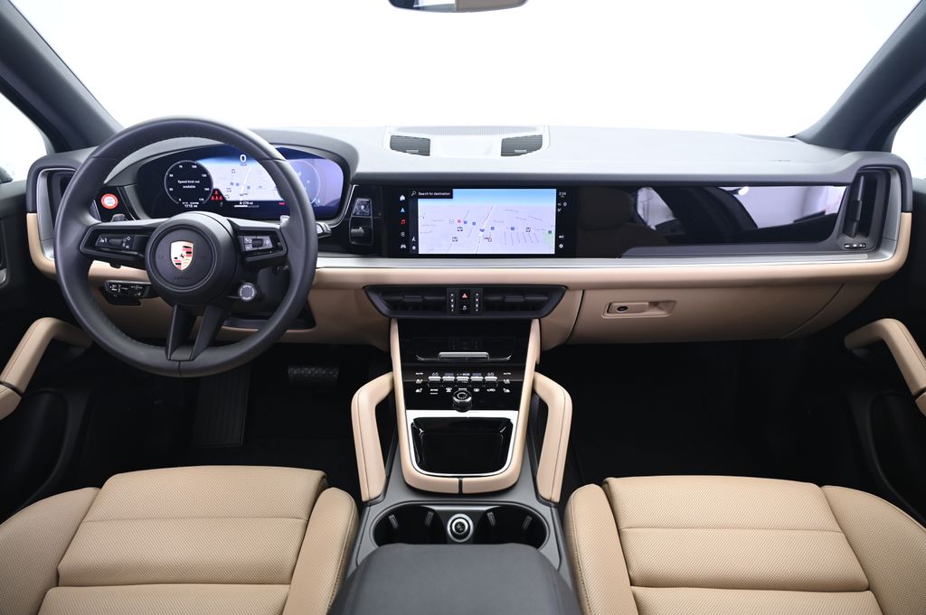 Thumbnail: 2025 Porsche Cayenne - 31