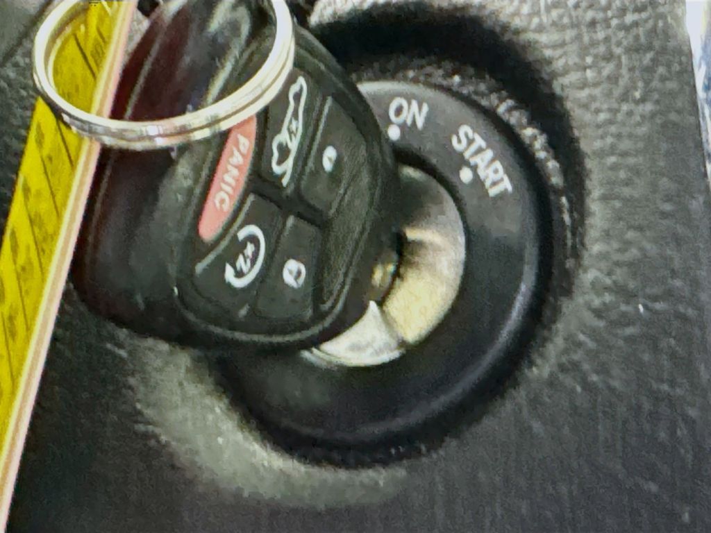 Used Car 2013 Chrysler 200  Limited For Sale Under $10,000 In Austin, Texas