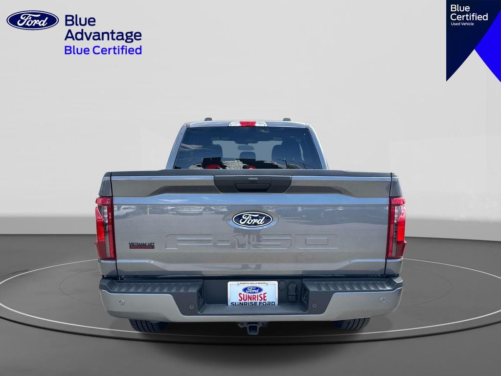 View vehicle photo 6