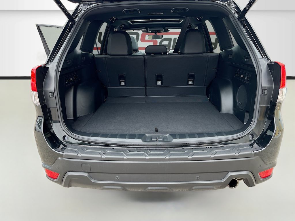 Used 2025 Black Subaru Wilderness image 27
