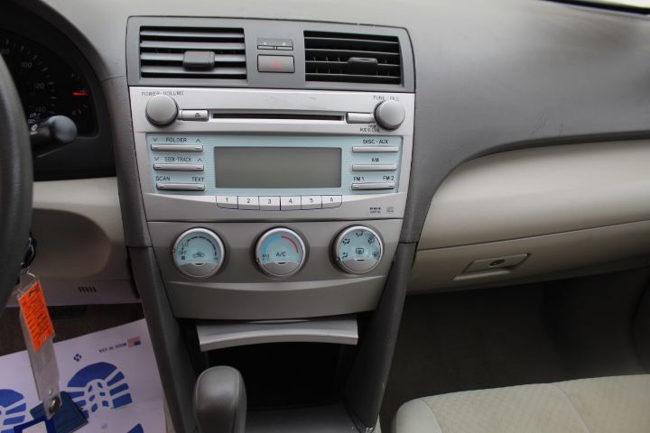 Used Car 2007 Toyota Camry  Base Ce For Sale Under $10,000 In Georgetown, Texas