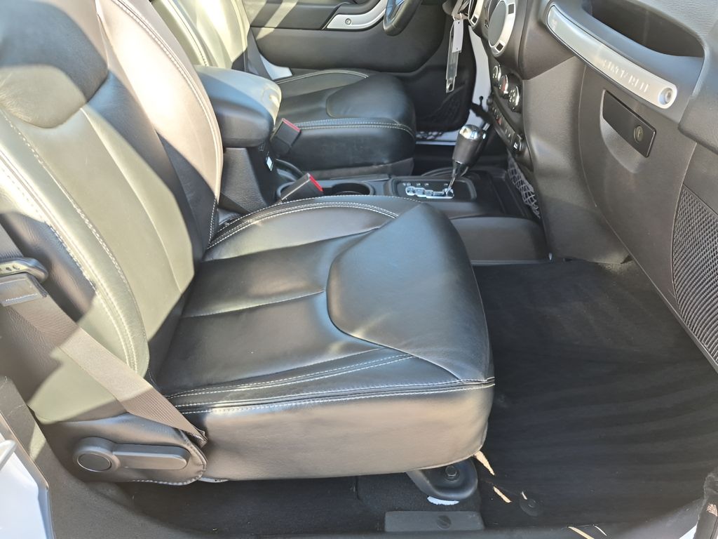 Used Car 2014 Jeep Wrangler  Unlimited Sahara For Sale Under $20,000 In Austin, Texas