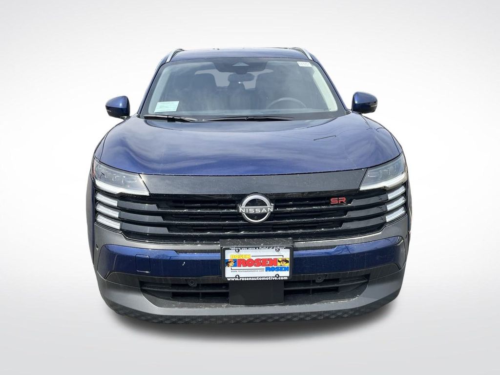 2025 Nissan Kicks SR photo
