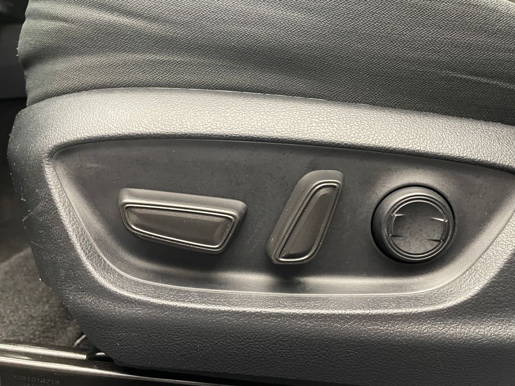 Thumbnail: 2024 Toyota Camry - 14