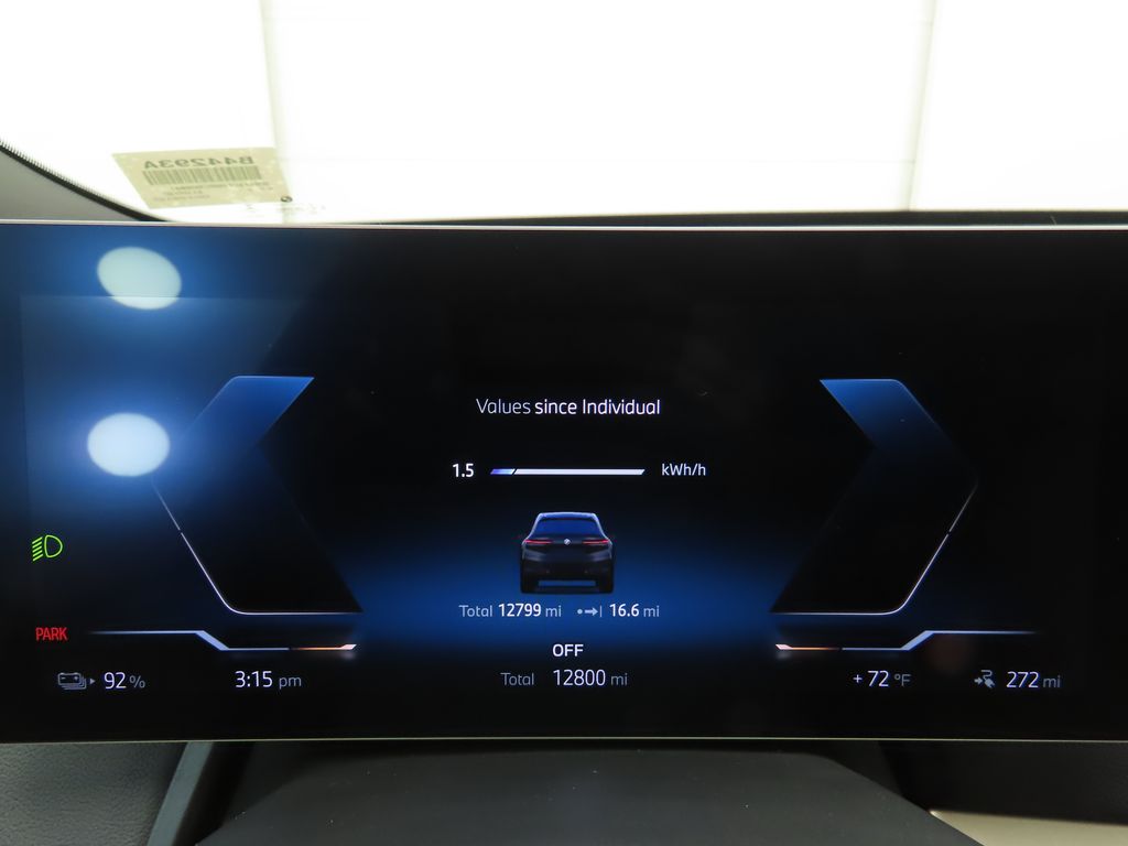 Thumbnail: 2024 BMW iX - 32