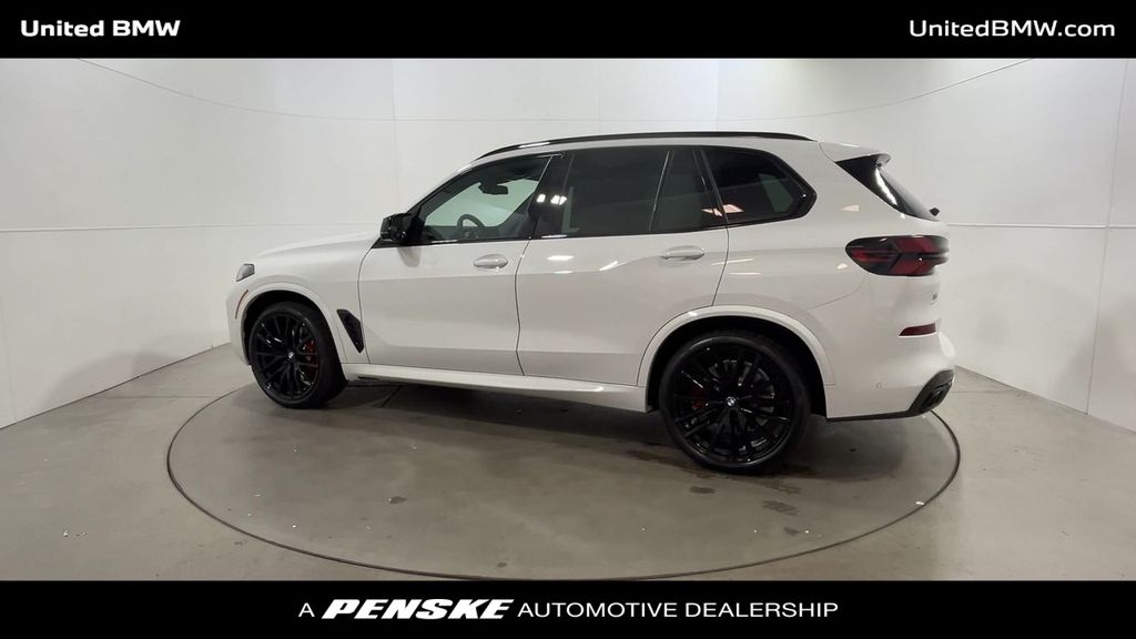 2025 BMW X5 M60i 6