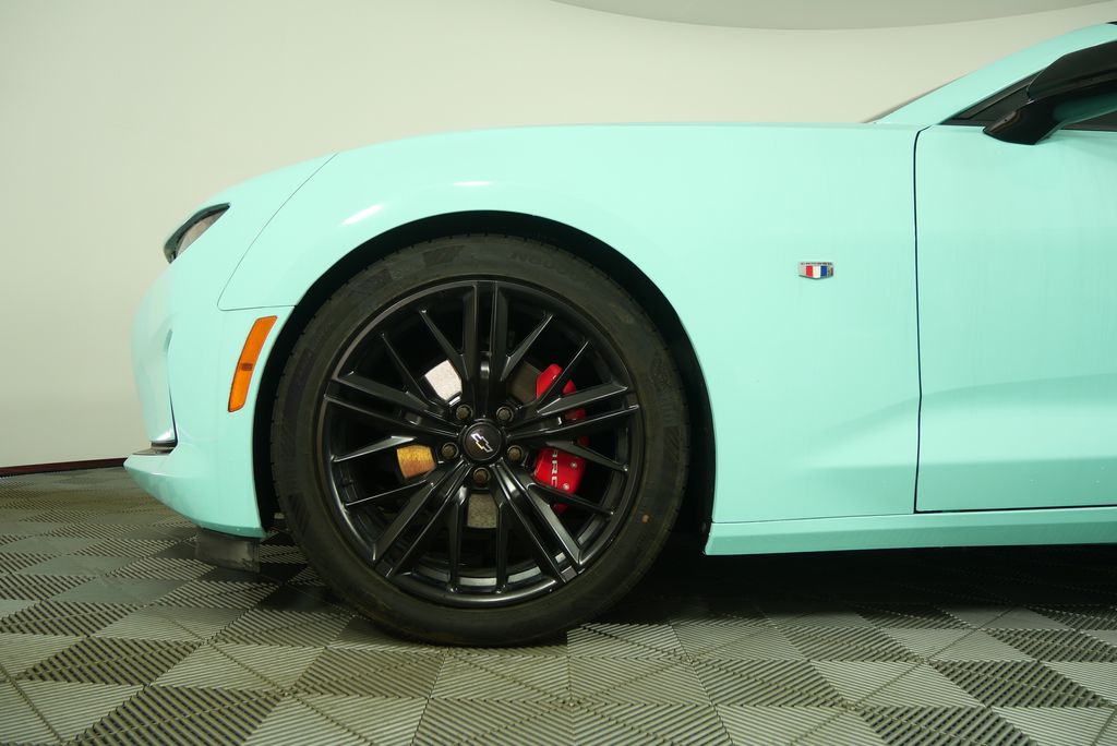 2022 Chevrolet Camaro  9