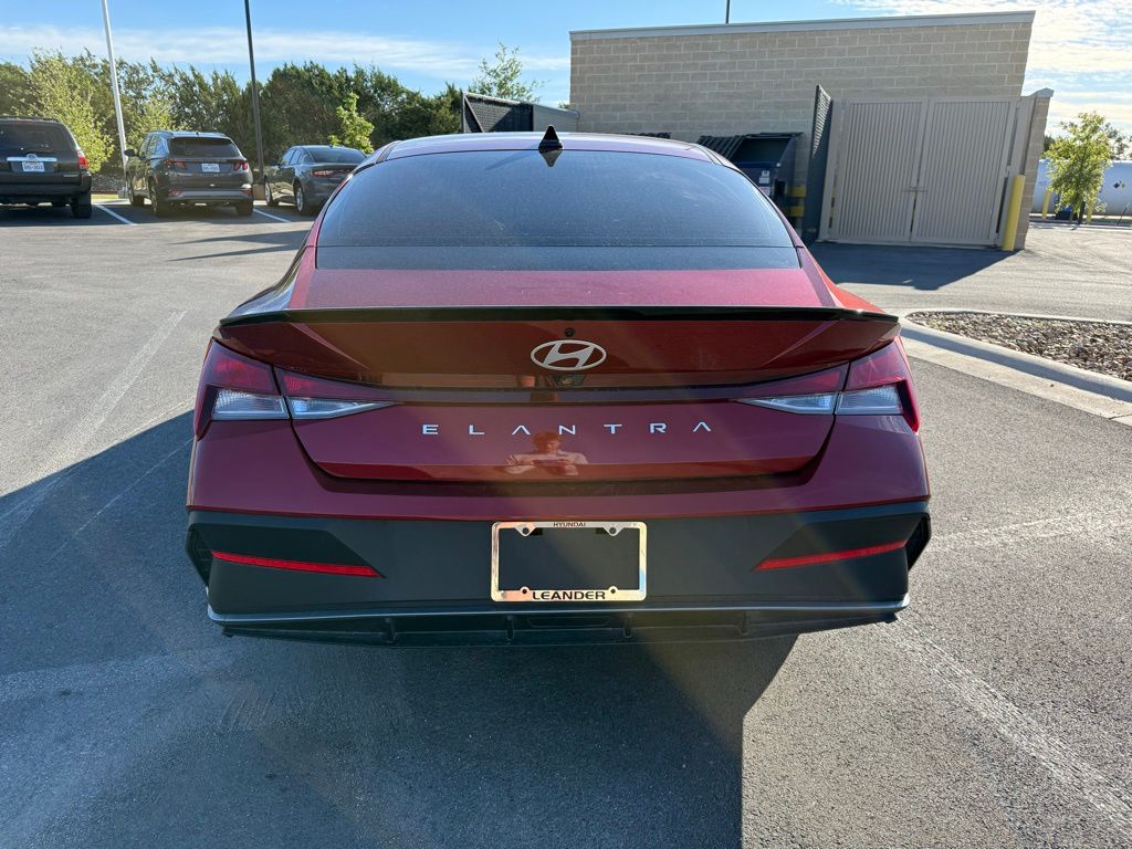 Thumbnail: 2025 Hyundai Elantra - 5