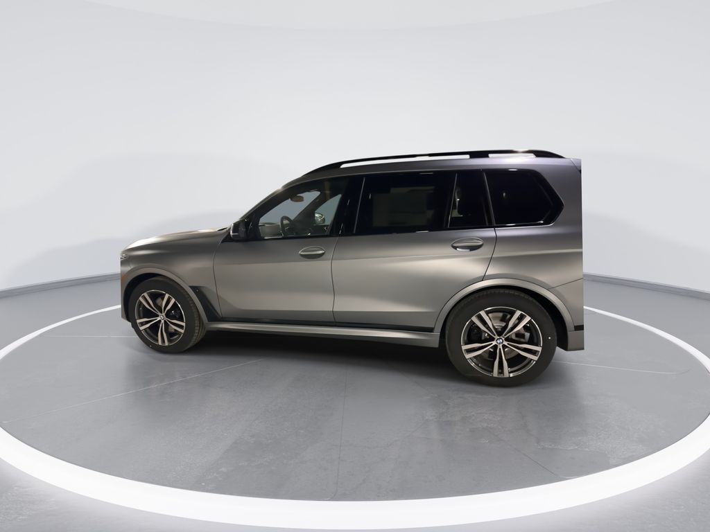 Thumbnail: 2026 BMW X7 - 5