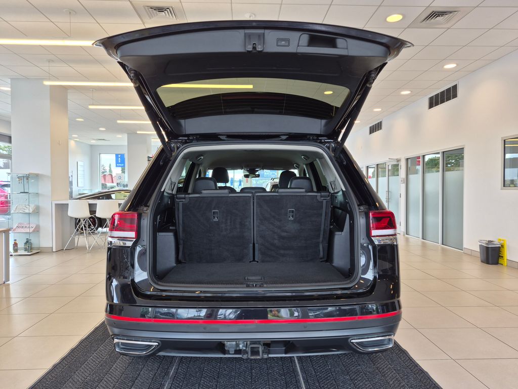 2025 Volkswagen Atlas 2.0T SE w/Technology