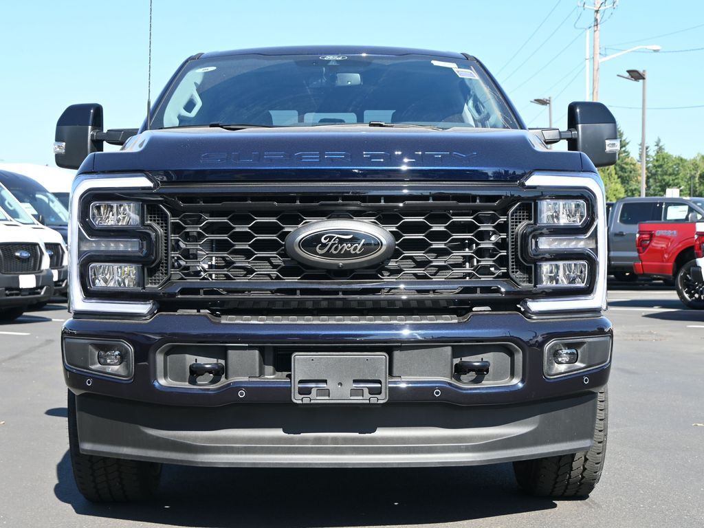 2025 Ford F-350 Super Duty Lariat