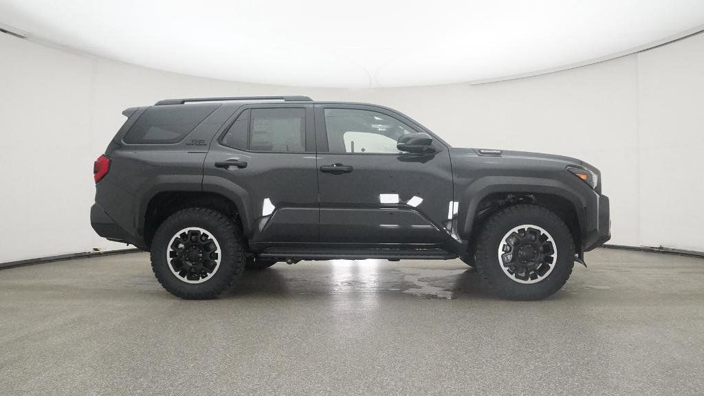 Thumbnail: 2025 Toyota 4Runner - 7