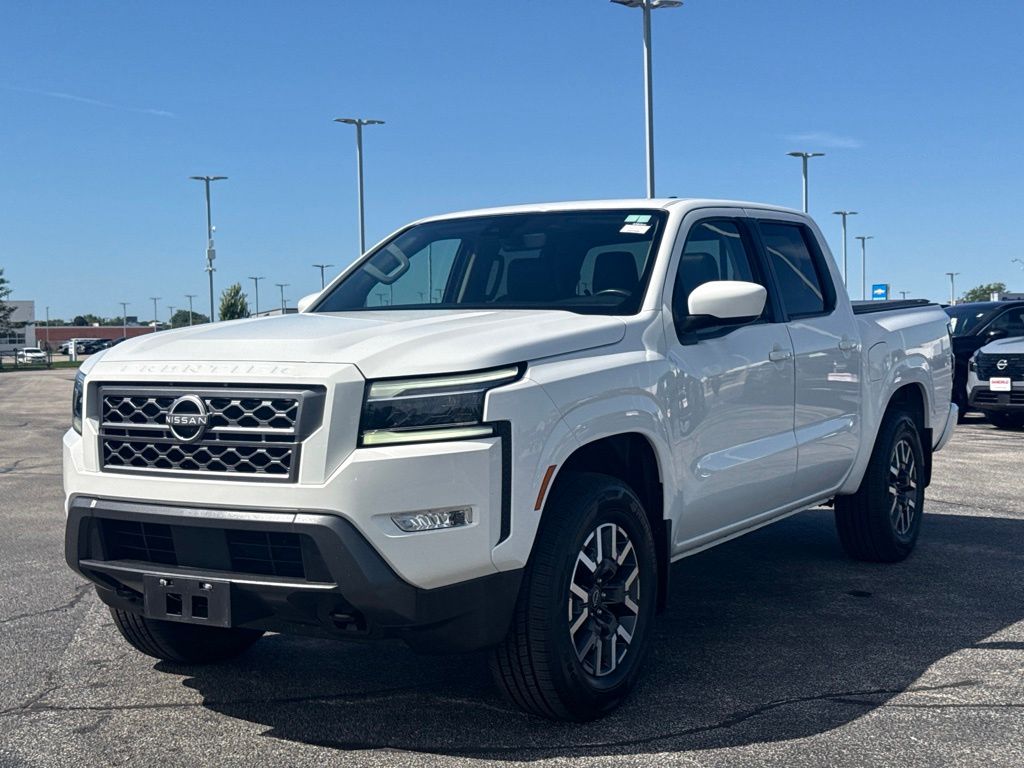 Glacier White 2024 Nissan Frontier Pickup Truck Four-Wheel Drive 9-Speed Automatic