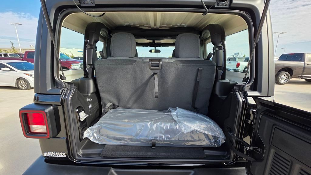 2026 Jeep Wrangler 2-Door Sport - Photo 15