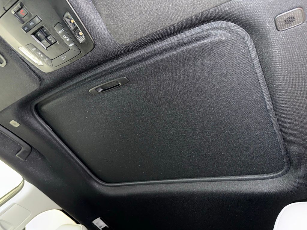 Thumbnail: 2025 Toyota Sienna - 19