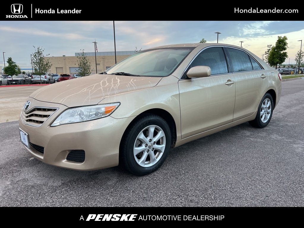 2011 Toyota Camry LE -
                Leander, TX