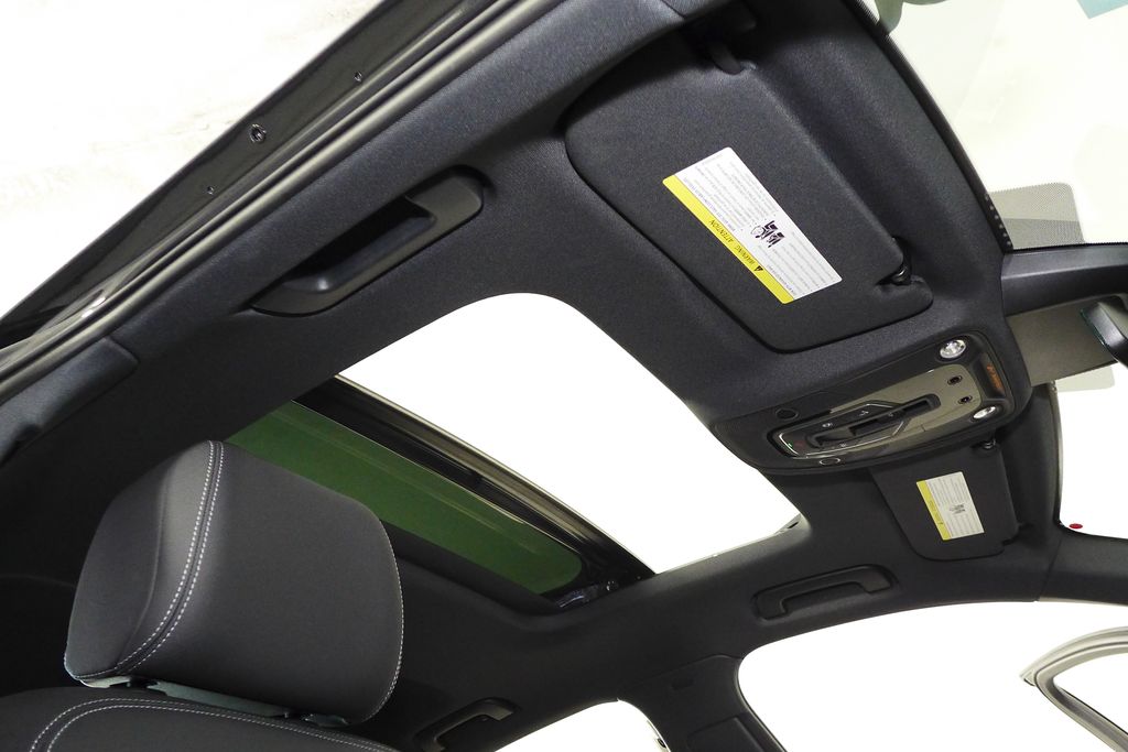 Thumbnail: 2023 Audi A6 - 18