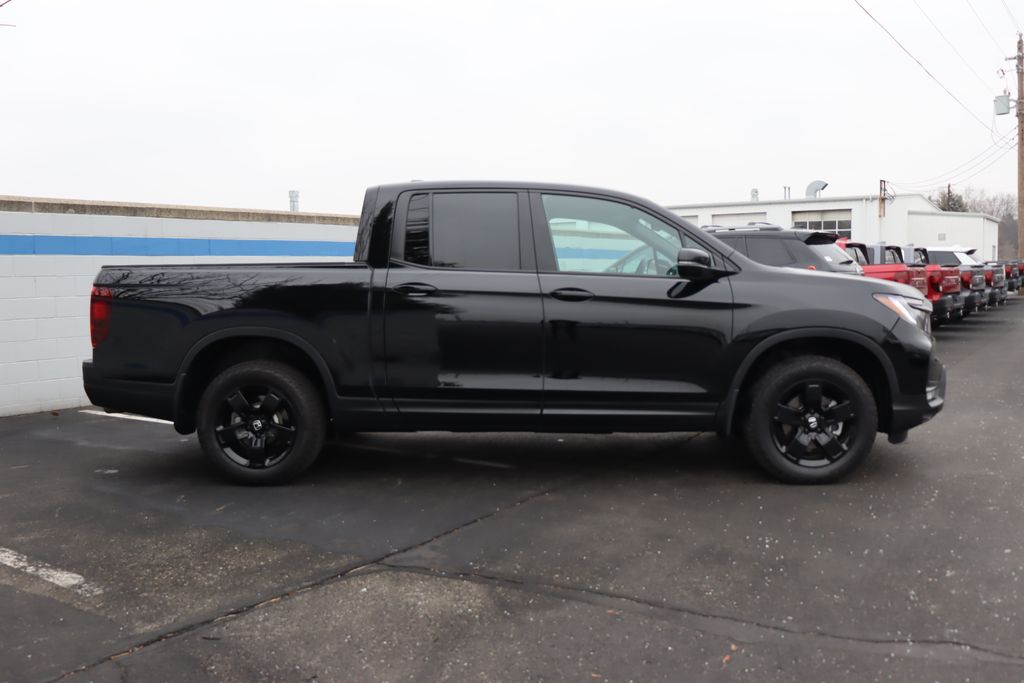 2024 Honda Ridgeline Black Edition 6