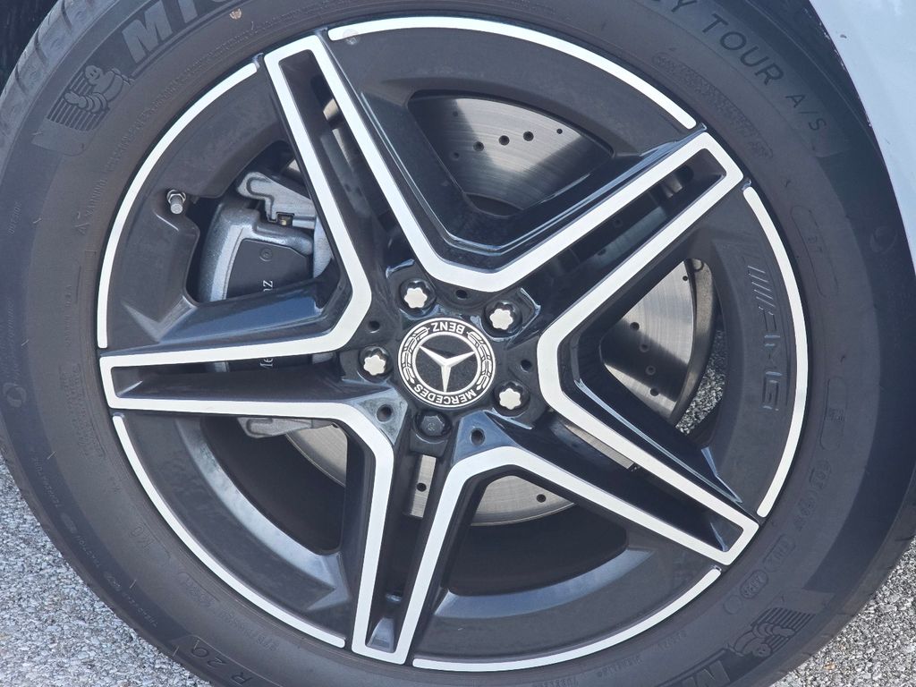 Certified Used 2026 White Mercedes-Benz GLE 450 image 10