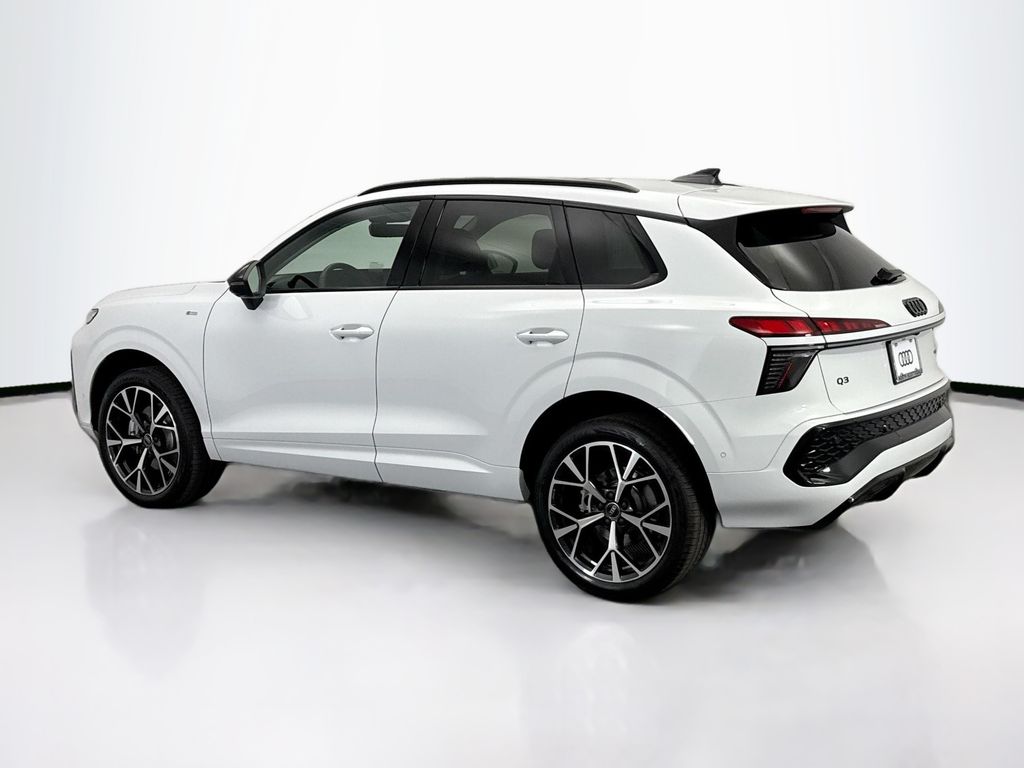 Thumbnail: 2026 Audi Q3 - 7