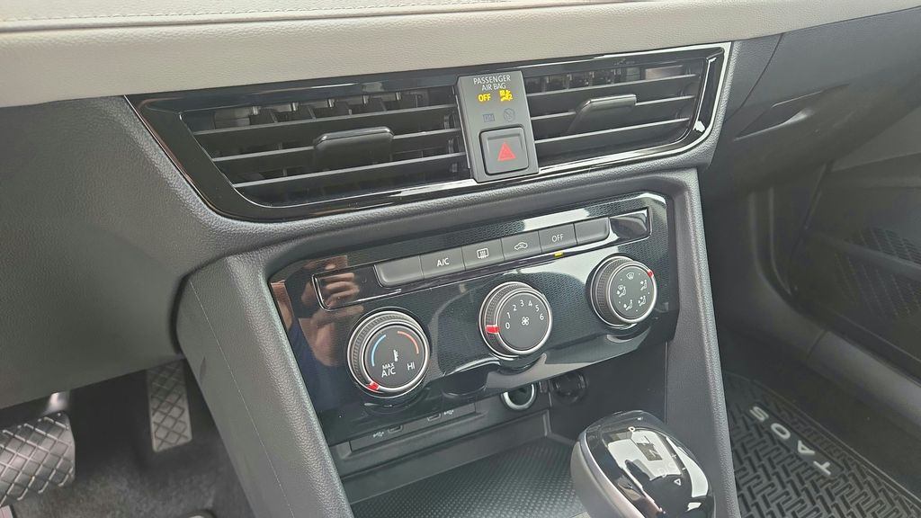 2026 Volkswagen Taos