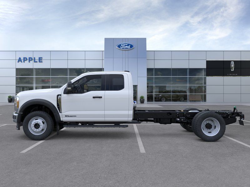 2026 Ford F-450 Chassis XL