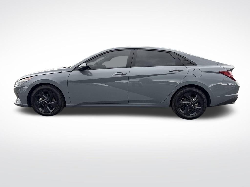 2023 Electric Shadow Hyundai Elantra SEL FWD Sedan