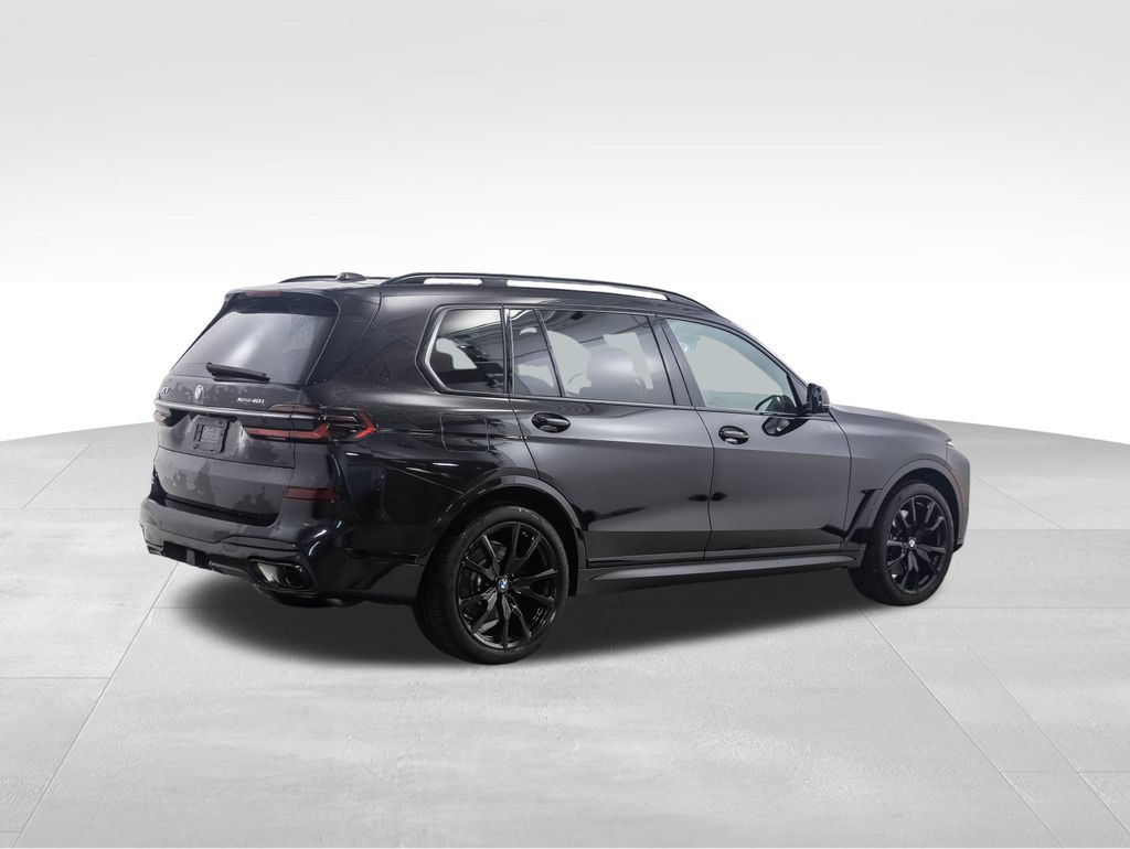 Thumbnail: 2025 BMW X7 - 5