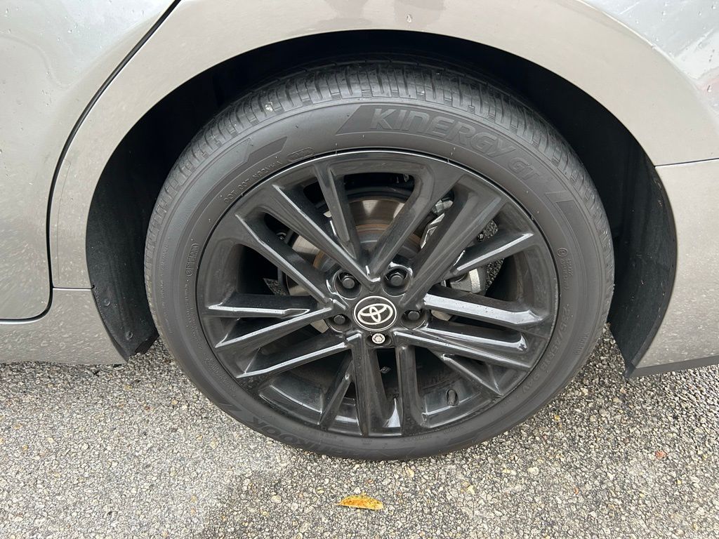 Thumbnail: 2025 Toyota Camry - 9