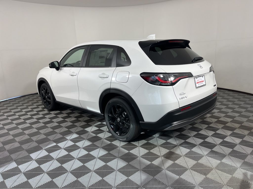 2025 Honda HR-V Sport 12