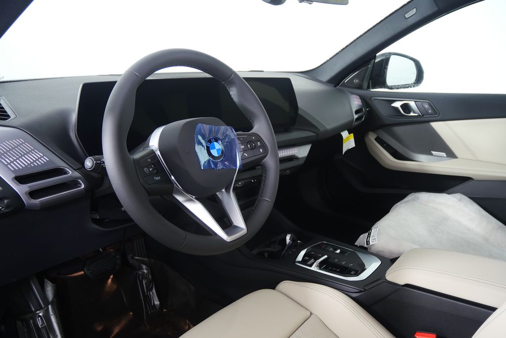 Thumbnail: 2026 BMW 2 Series - 13
