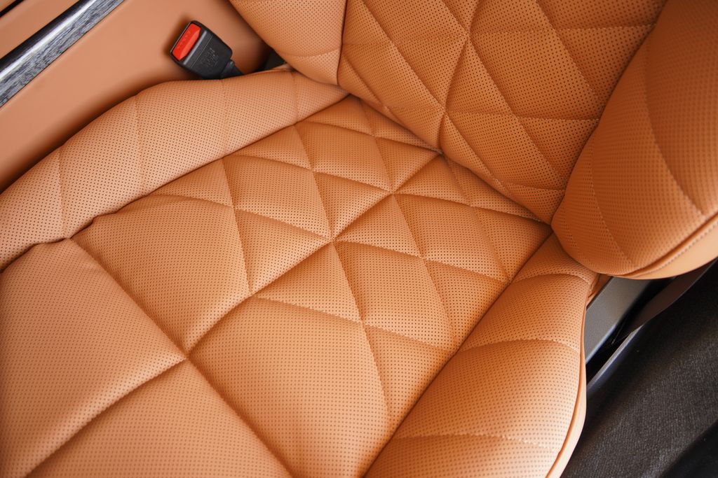 Thumbnail: 2026 BMW 7 Series - 12