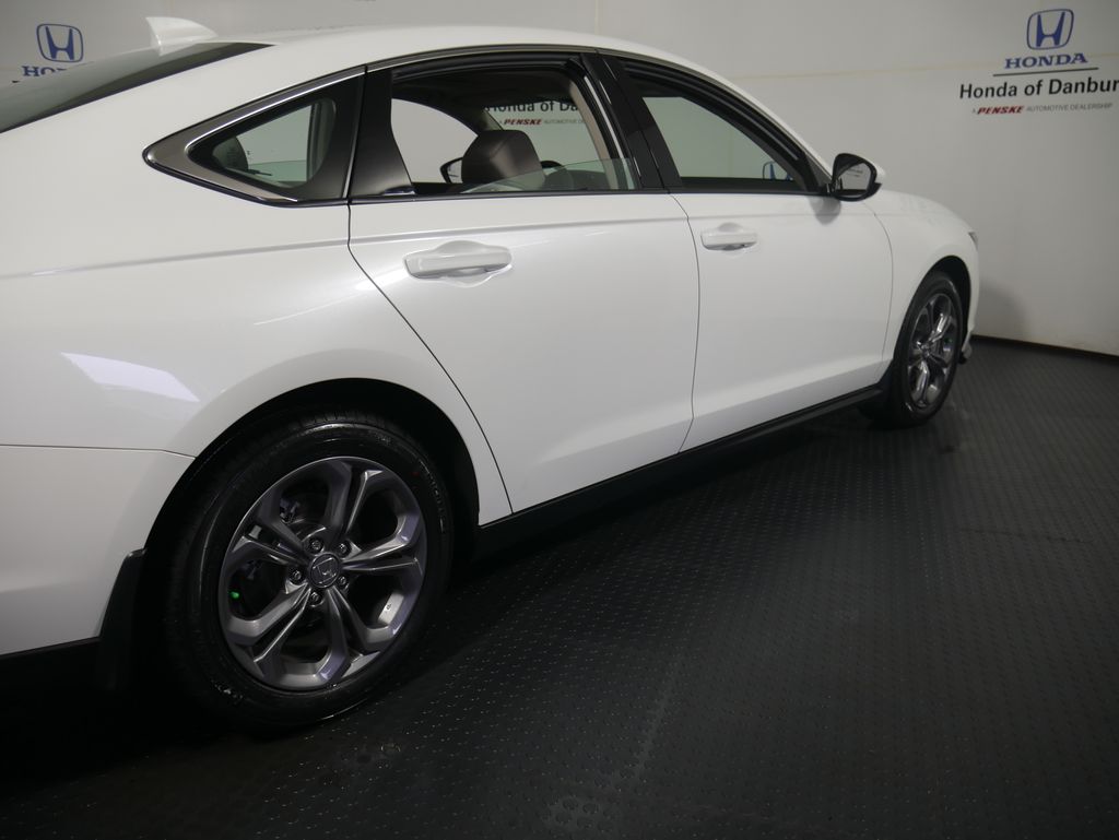 2024 Honda Accord EX 4