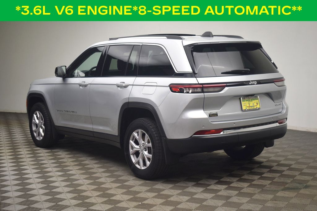 used 2022 Jeep Grand Cherokee car, priced at $29,400