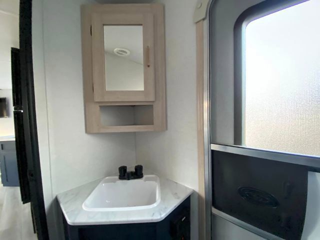 2024 White Prime Time Avenger 28DBS Travel Trailer