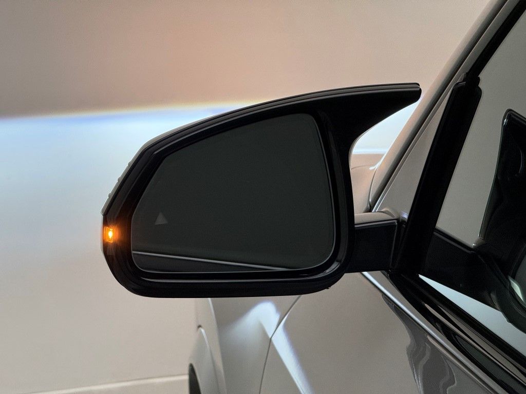 Thumbnail: 2024 BMW X1 - 22