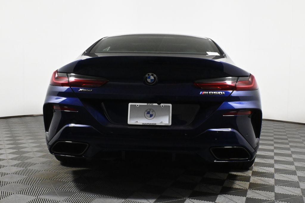 Thumbnail: 2022 BMW 8 Series - 6
