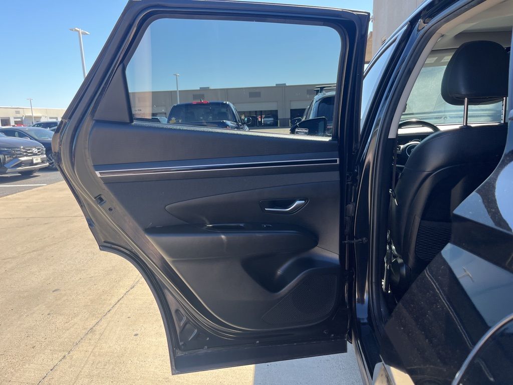 Thumbnail: 2023 Hyundai Tucson - 12