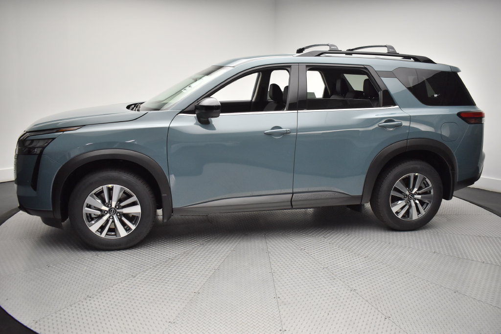 Thumbnail: 2026 Nissan Pathfinder - 8