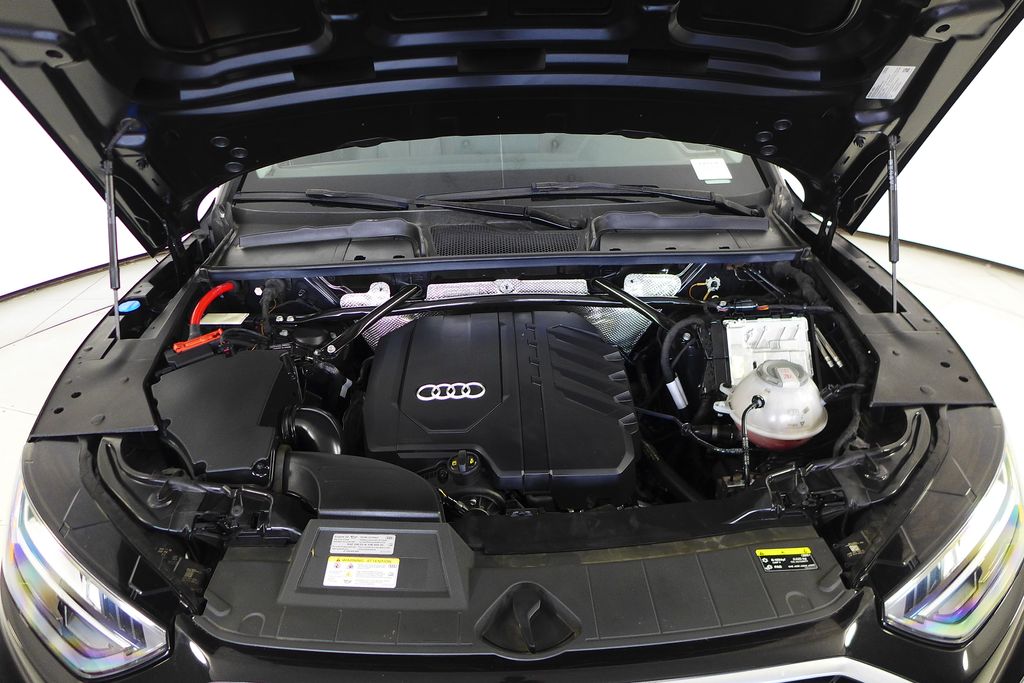 Thumbnail: 2023 Audi Q5 - 6