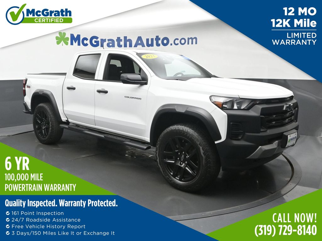Summit White 2023 Chevrolet Colorado Pickup Truck Four-Wheel Drive 8-Speed Automatic