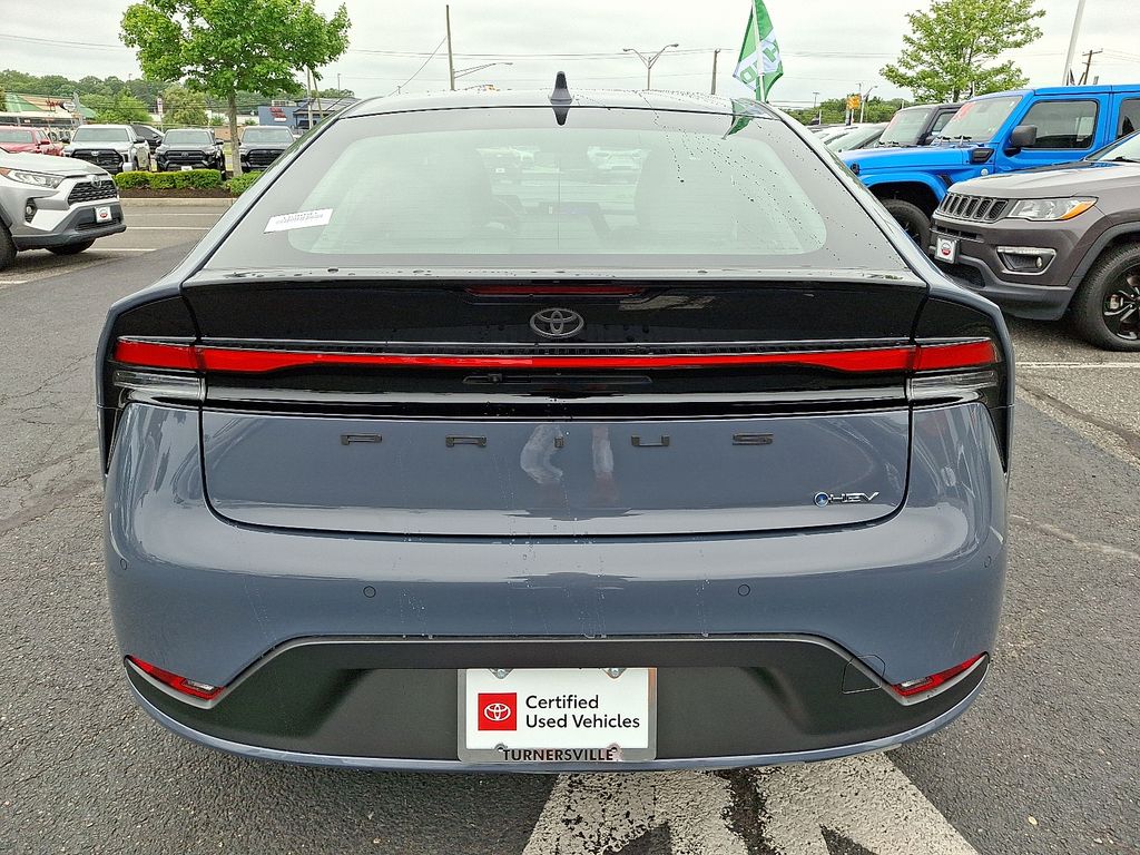Thumbnail: 2025 Toyota Prius - 5