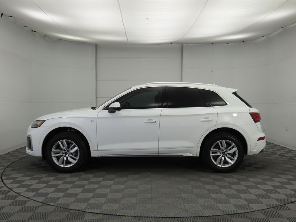 Thumbnail: 2022 Audi Q5 - 8