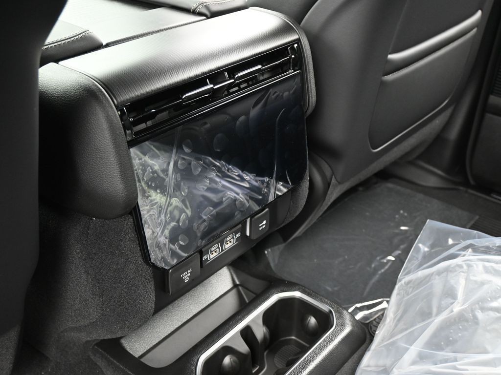 New 2026 Silver Zynith Jeep Summit Obsidian image 34